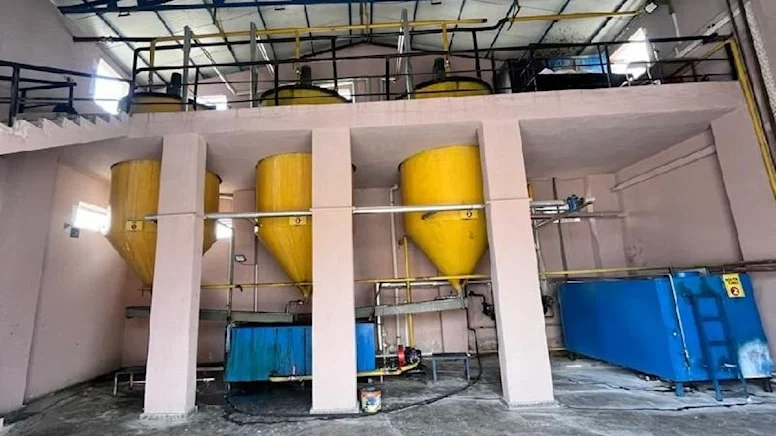Atık yağdan 1 milyon 300 bin 678 litre “kaçak akaryakıt” yapmışlar…