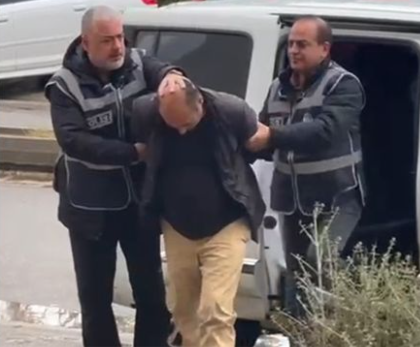 Para karşılığı ilişkiye girdiği kadının kafasını taşla ezerek öldürdü