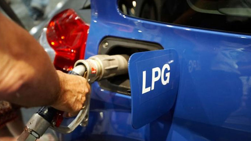Bu gece yarısından itibaren otogaza (LPG) 1 lira 30 kuruş zam gelmesi bekleniyor