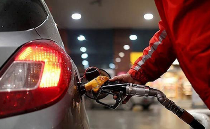 Bu gece yarısından itibaren motorine indirim geliyor