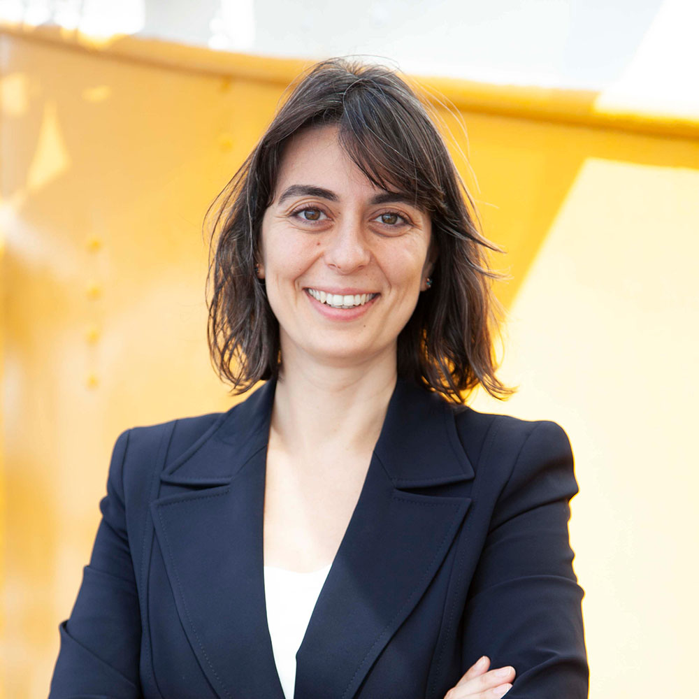 Üsküdar Belediye Başkanı Sinem Dedetaş’tan öğrencilere müjde